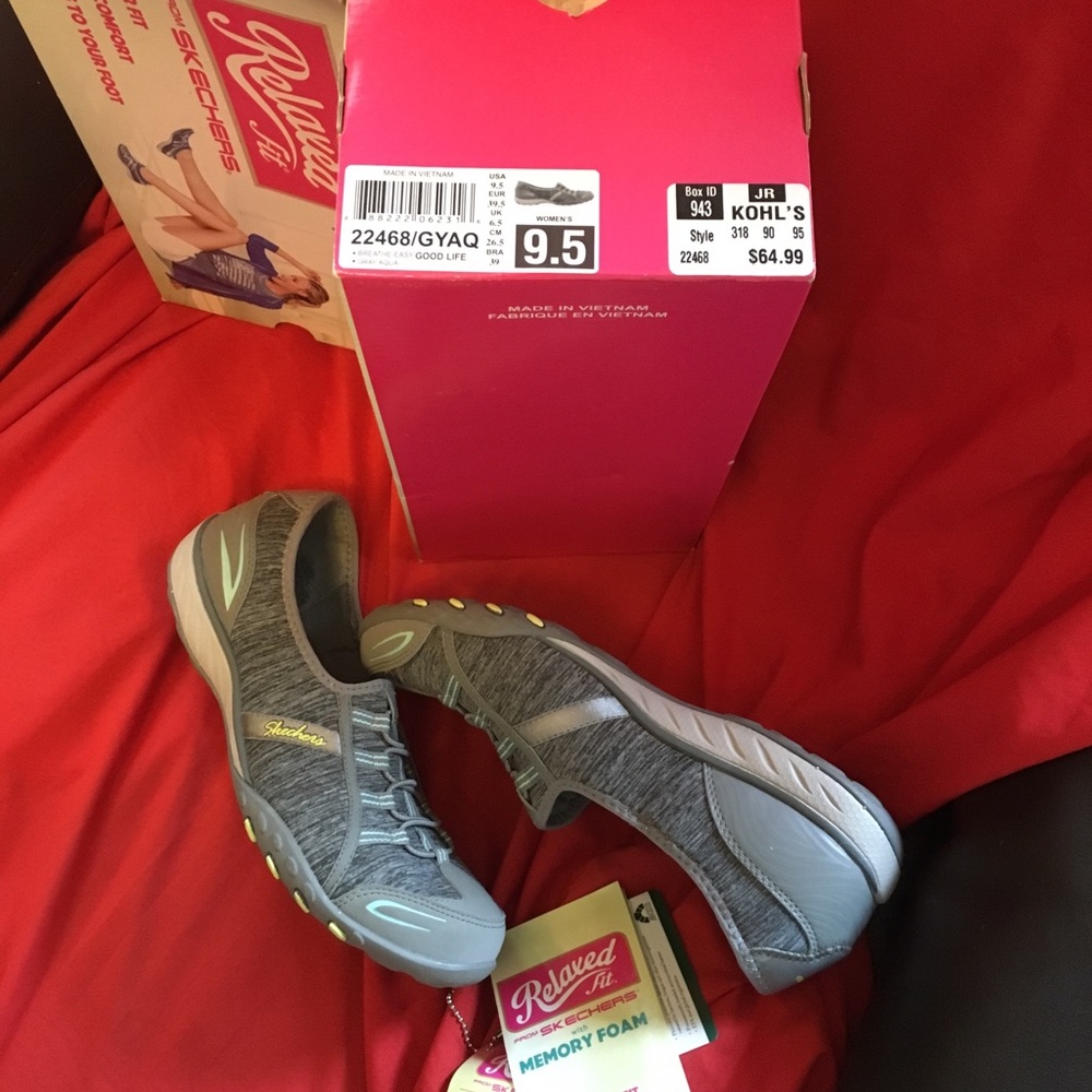 Women’s sneakers, worn once